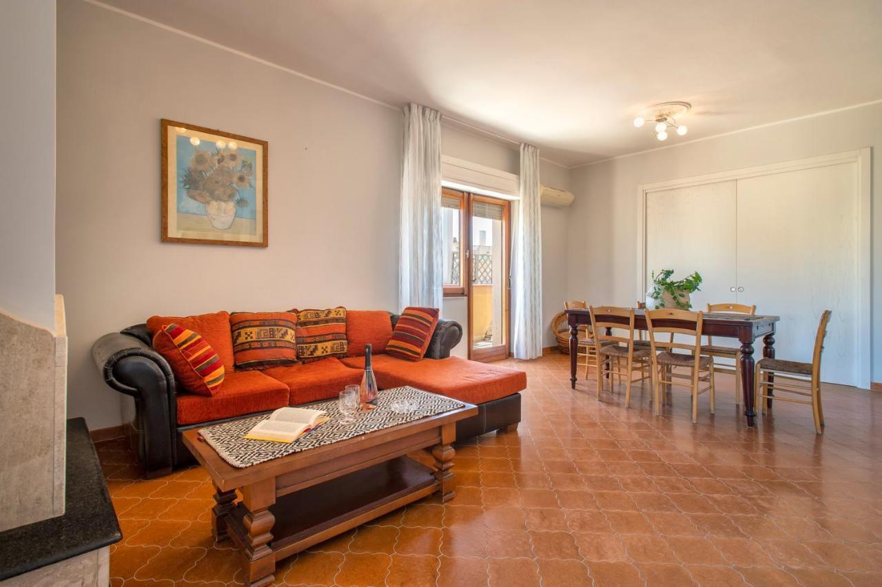 Appartement Lungomare Garibaldi - Attico A Due Passi Dal Mare à Alghero Extérieur photo